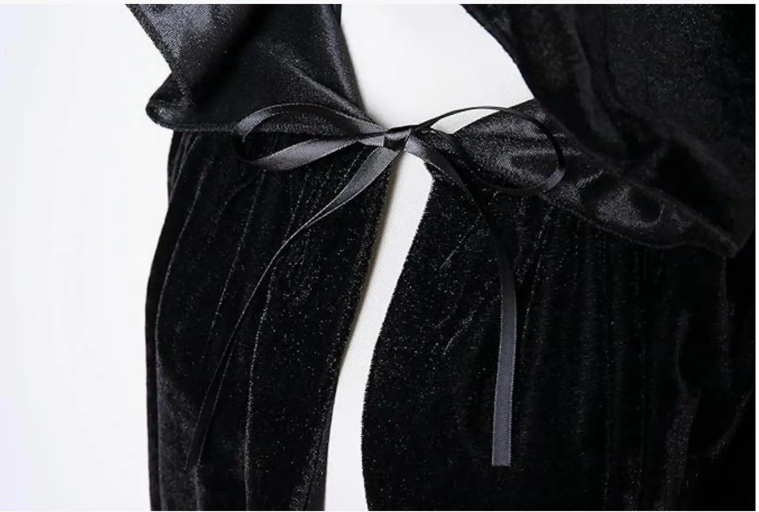 Christmas Velvet Halloween Grim Reaper Cloak long Hooded cape Unisex for  Devil Witch Wizard Christmas Cosplay red Death cloak