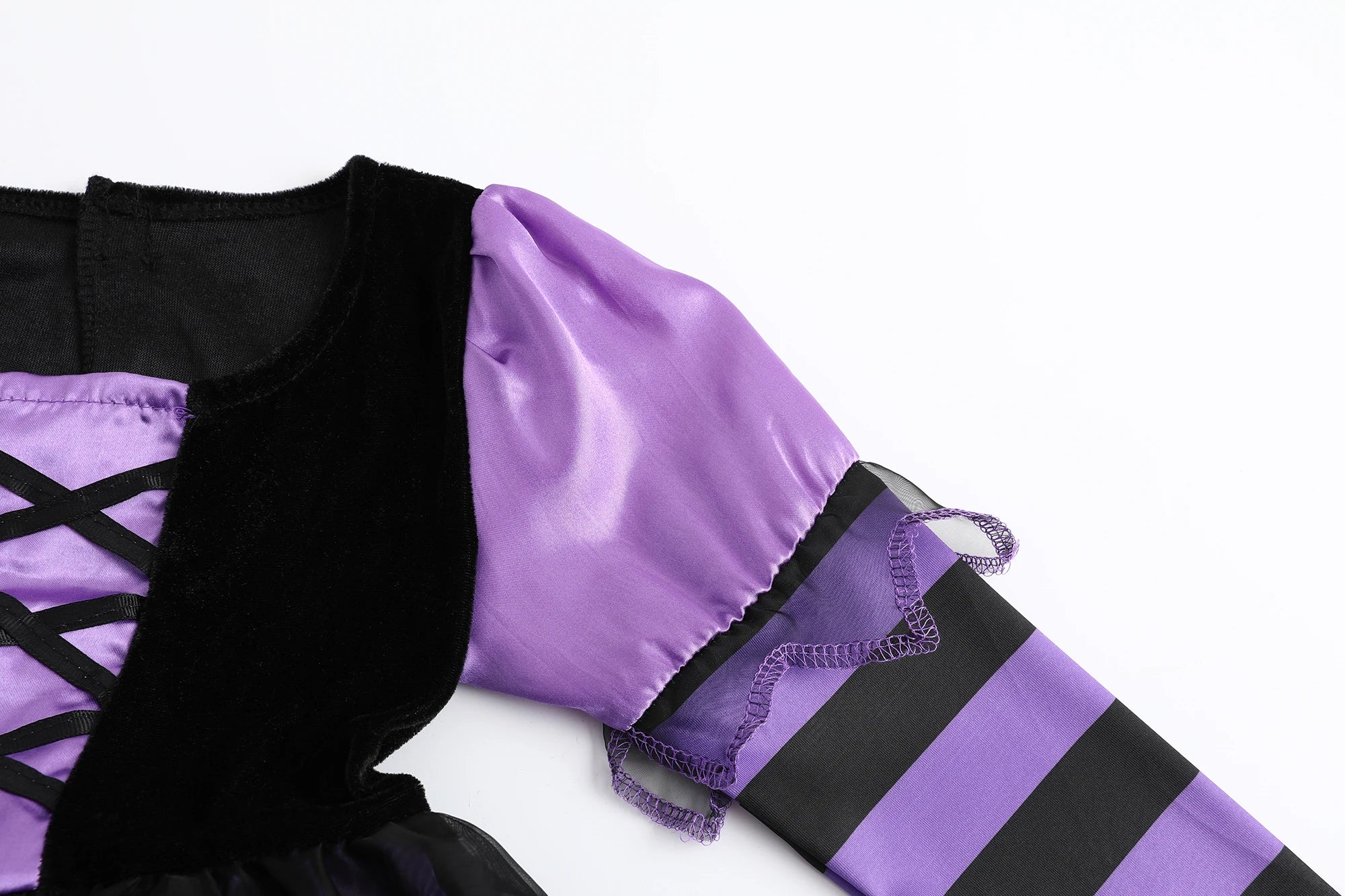 Girls' Halloween Witch Costume Purple Mesh Dress with Hat & Broom Kids Cosplay Gown for Carnival Magic Villain Role-Play