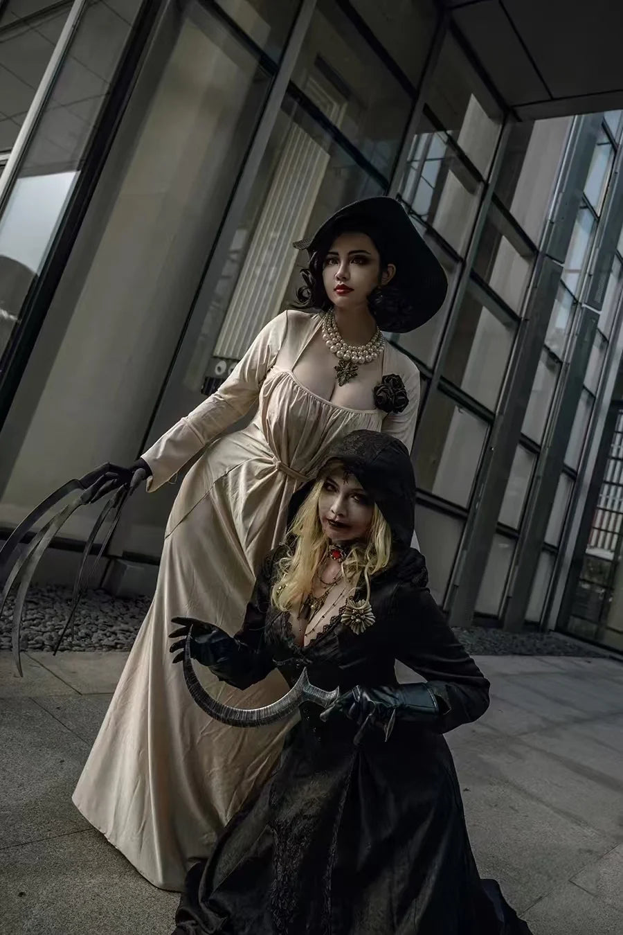 In Stock Moth Lady Evil Cosplay Fantasia Village Vampire Lady Dimitrescu Costume Women Black Dress Halloween Carnival Party Suit